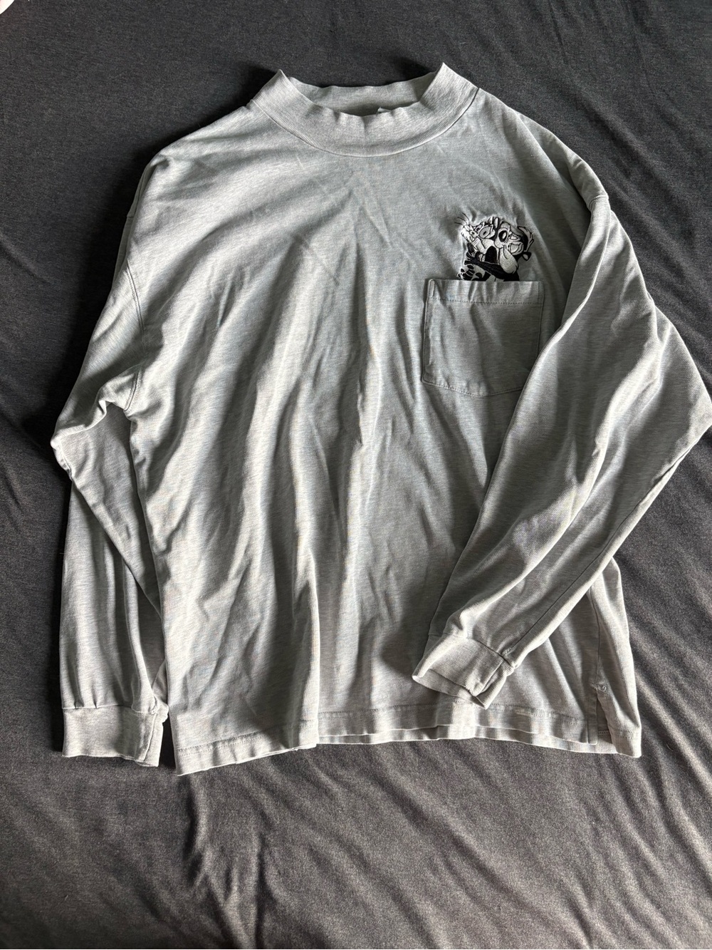 Vintage 90s Warner Bros Studio Pepe Le Pew Bugs Bunny Pocket Mock Neck Shirt